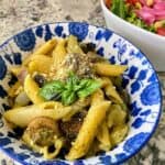 pesto pasta with mushrooms